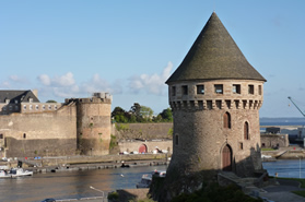 Lesbian Western Europe cruise - Brest, France
