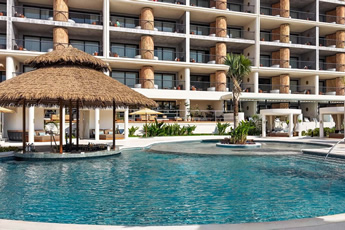 Unico Hotel Riviera Nayarit pool bar