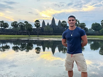 Angkor Wat gay tour