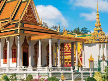 Phnom Penh Mekong gay cruise