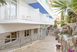 Sitges gay holiday accommodation hotel Antemare