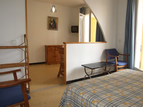 Sitges gay friendly Montserrat Apartments