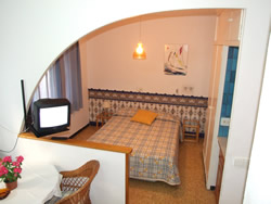 Sitges gay holiday accommodation Montserrat Apartments
