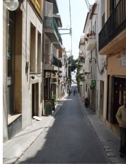 Sitges narrow streets