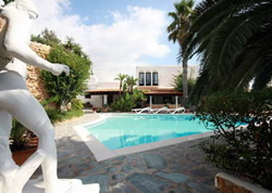 Gay Ibiza guesthouse La Finca