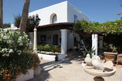 Exclusively Gay guest house La Finca in Ibiza