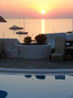 Mykonos gay friendly Carrop Tree Hotel