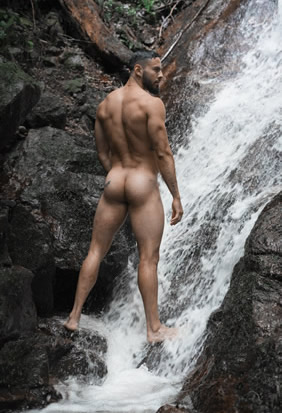 Naked Gay Bali trip