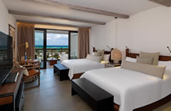 UNICO Riviera Maya Ocean View Two Queen Beds Alcoba