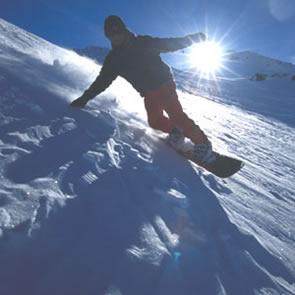 Alternative Holidays Exclusive gay winter holiday ski resort