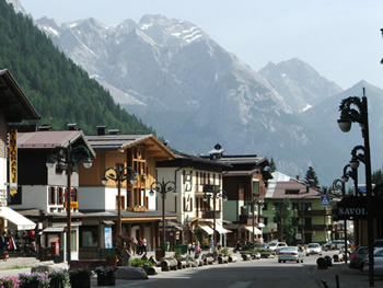 Italian Lakes exclusively gay tour