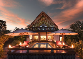 Feline Fields Lodge pool suite