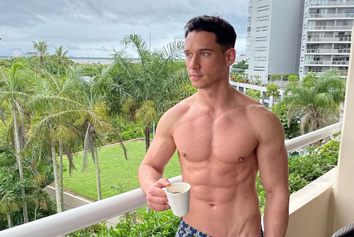 Cairns Australa gay tour