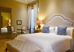 Bastión Luxury Hotel Cartagena room
