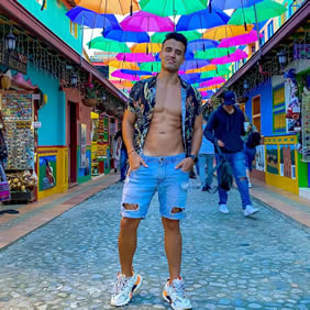 Guatape Colombia gay tour