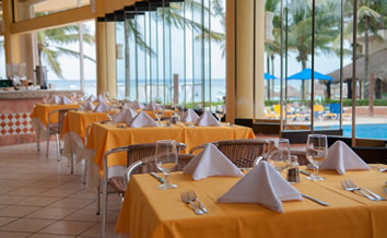 Grand Coco Bay All-Inclusive Gay Resort Week - Miramar Restaurant