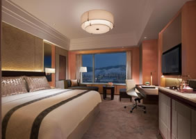 Shangri La Ulaanbaatar Hotel room