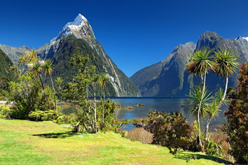 New Zealand gay tour - Milford Sound