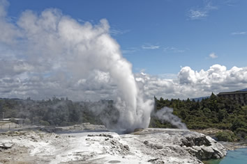 Rotorua New Zealand gay tour