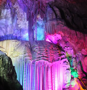 Guilin Gay tour - cave