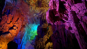 Guilin gay tour - Reed Fleet Cave