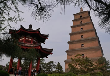 Gay Xian tour - Pagoda