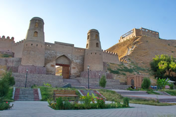 Tajikistan gay tour - Hissar Fortress