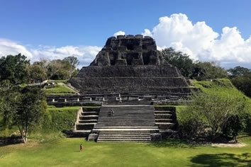Belize gay tour - Mayan ruins