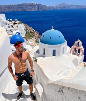 Santorini gay travel