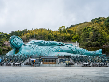Fukuoka, Japan gay tour