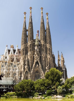 Spain gay tour - Sagrada Familia, Barcelona