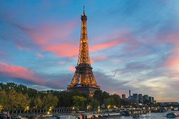 Paris France lesbian tour
