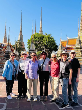 Bangkok lesbian group tour
