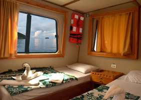 Fragata Yacht cabin