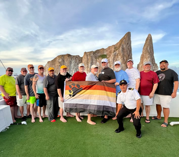 Bears Gay Galapagos cruise