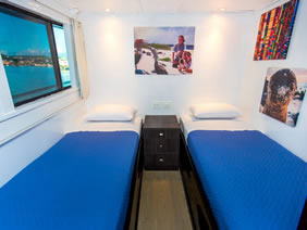 Monserrat Yacht twin cabin