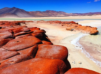 Piedras Rojas Chile gay tour