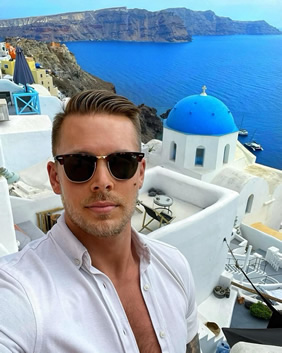 Gay Santorini tour