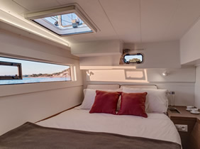 Lagoon catamaran double cabin