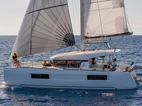 Lagoon 40 catamaran sailing
