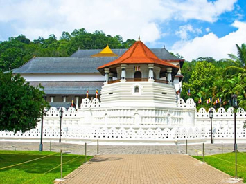 Temple of the Sacred Tooth Relic