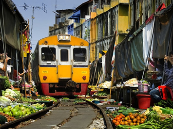 Samut Songkhram market