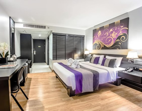 Nouvo City Hotel room