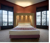 Una Napoli Hotel, Naples