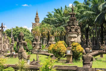 Vientiane gay tour - Buddha Park