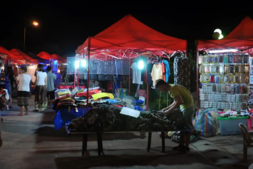 Vientiane night market