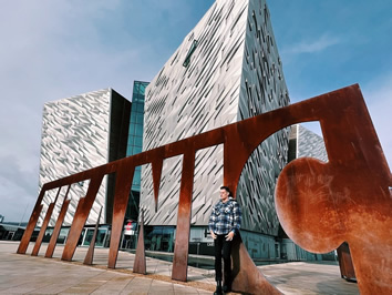 Belfast gay tour - Titanic Museum