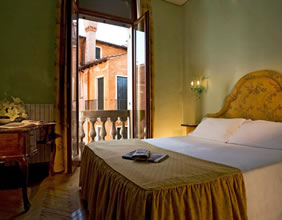 Bonvecchiati Venice Hotel room