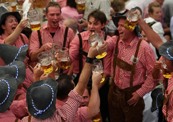 Munich Gay Oktoberfest 2024 Weekend Tour - Happy Gay Travel - Gaily Tour