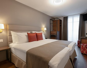 Des Alpes Luzern Hotel room